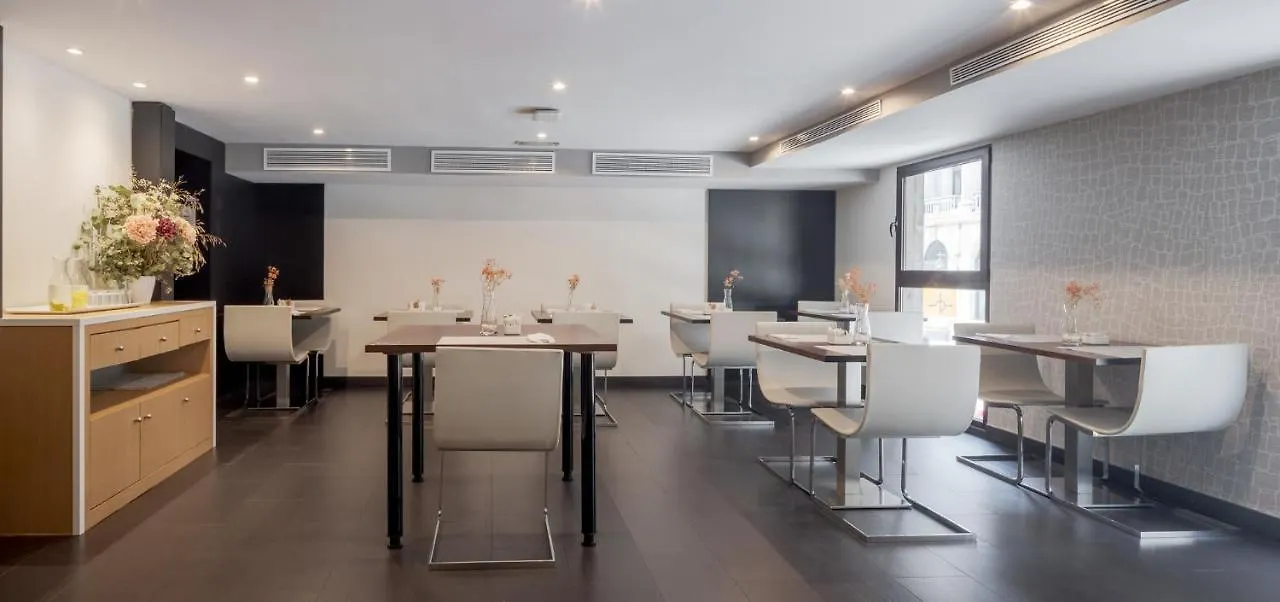 Ilunion Almirante Hotell Barcelona