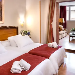 Reina Cristina 3* Granada